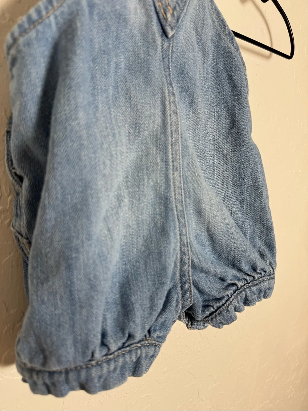Baby GAP Denim Ruffle Bubble Shortalls Overalls Blue Light Wash 0-3 Months